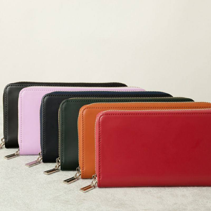 ラウンドファスナー長財布（コードバン）（ブランド名であるYAMAMOTOのロゴ入り）