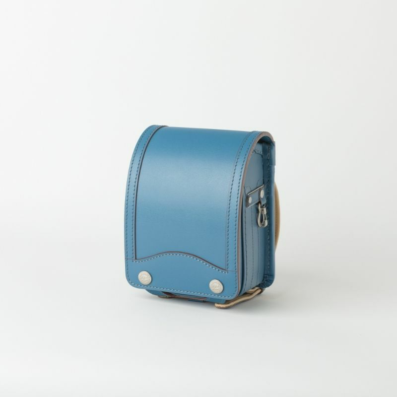 アッシュブルー