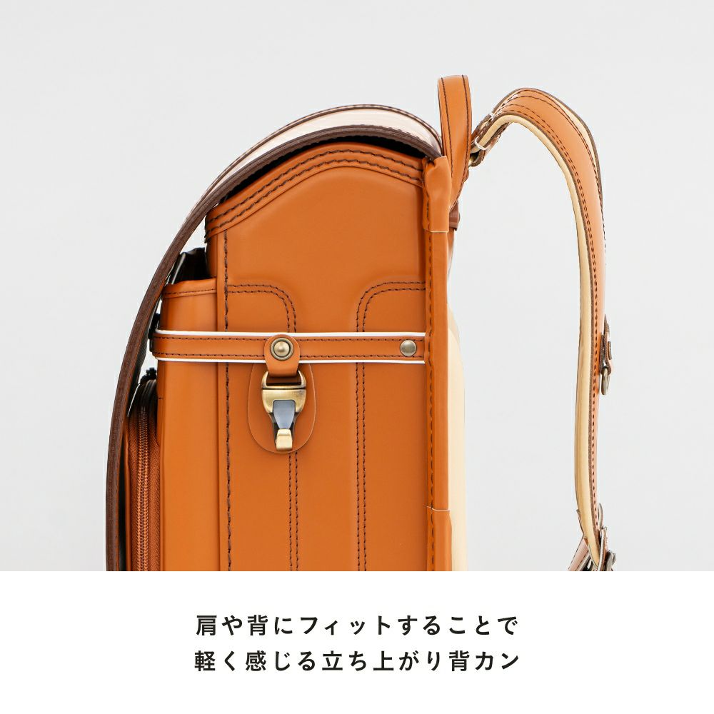 【2026年ご入学向け】コードバン・アンティーク（かぶせコードバン）赤（金具：通常） 肩や背にフィットすることで軽く感じる立ち上がり背カン