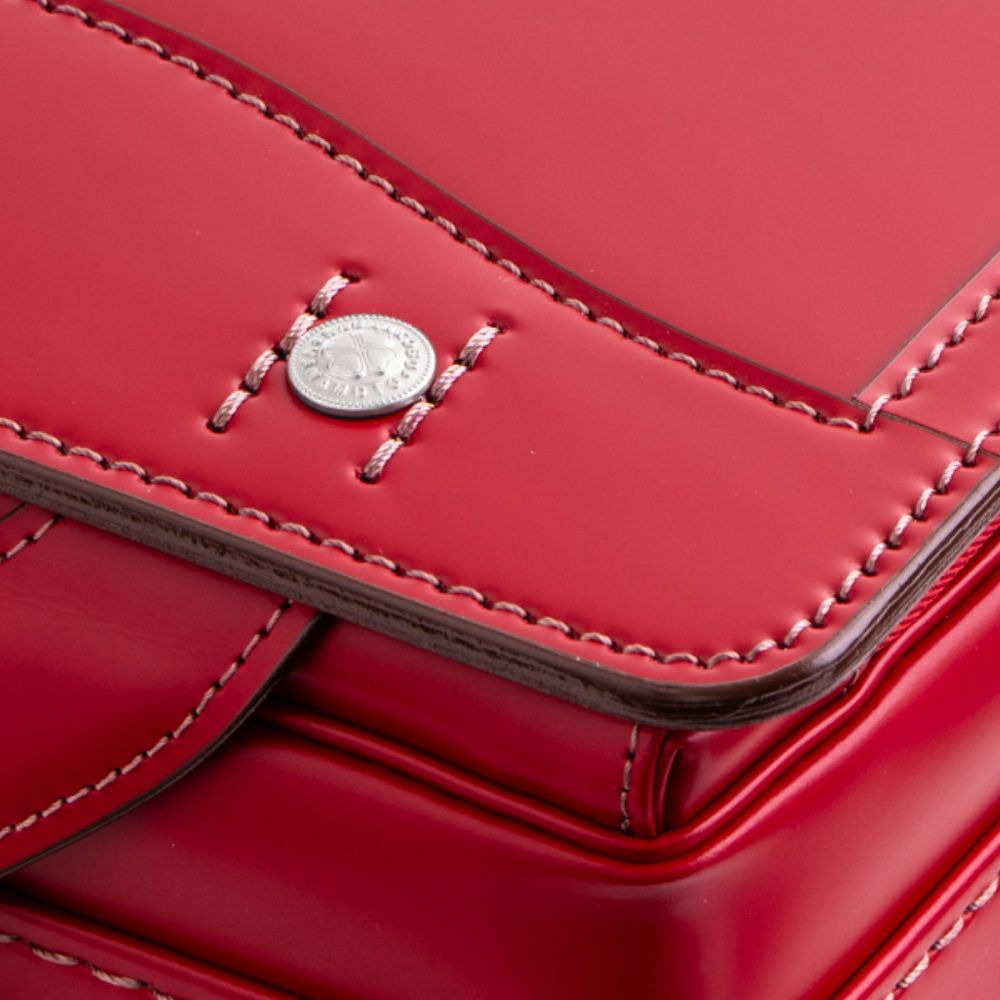 【2026年ご入学向け】コードバン・アンティーク（かぶせコードバン）赤 (金具：キュート)