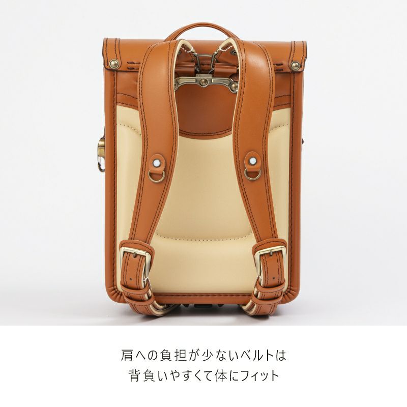 【2027年ご入学向け】ニュー・アンティーク（牛革）紺　肩への負担が少ないベルトは背負いやすくて体にフィット